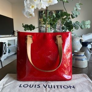Auth Louis Vuitton Vernis Houston tote bag M91092